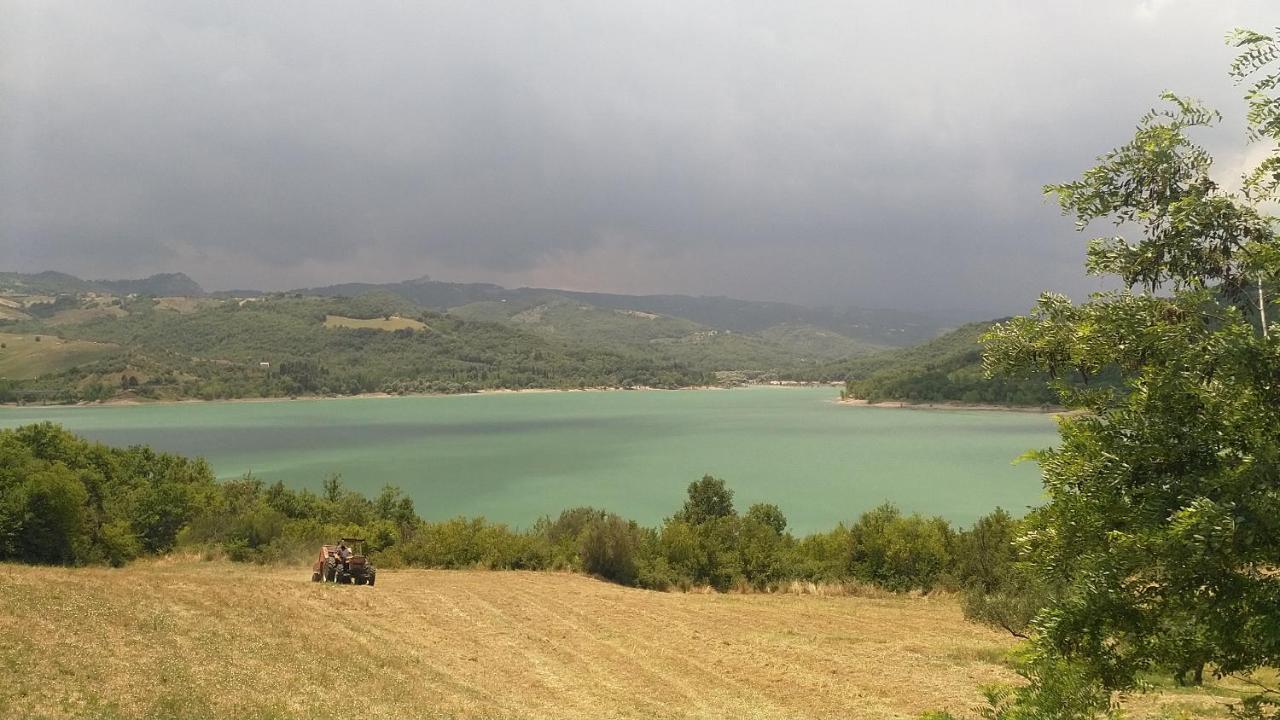 Lake Retreat - Maiella Apartment - Beautiful Lake And Mountain Views Casoli  Kültér fotó